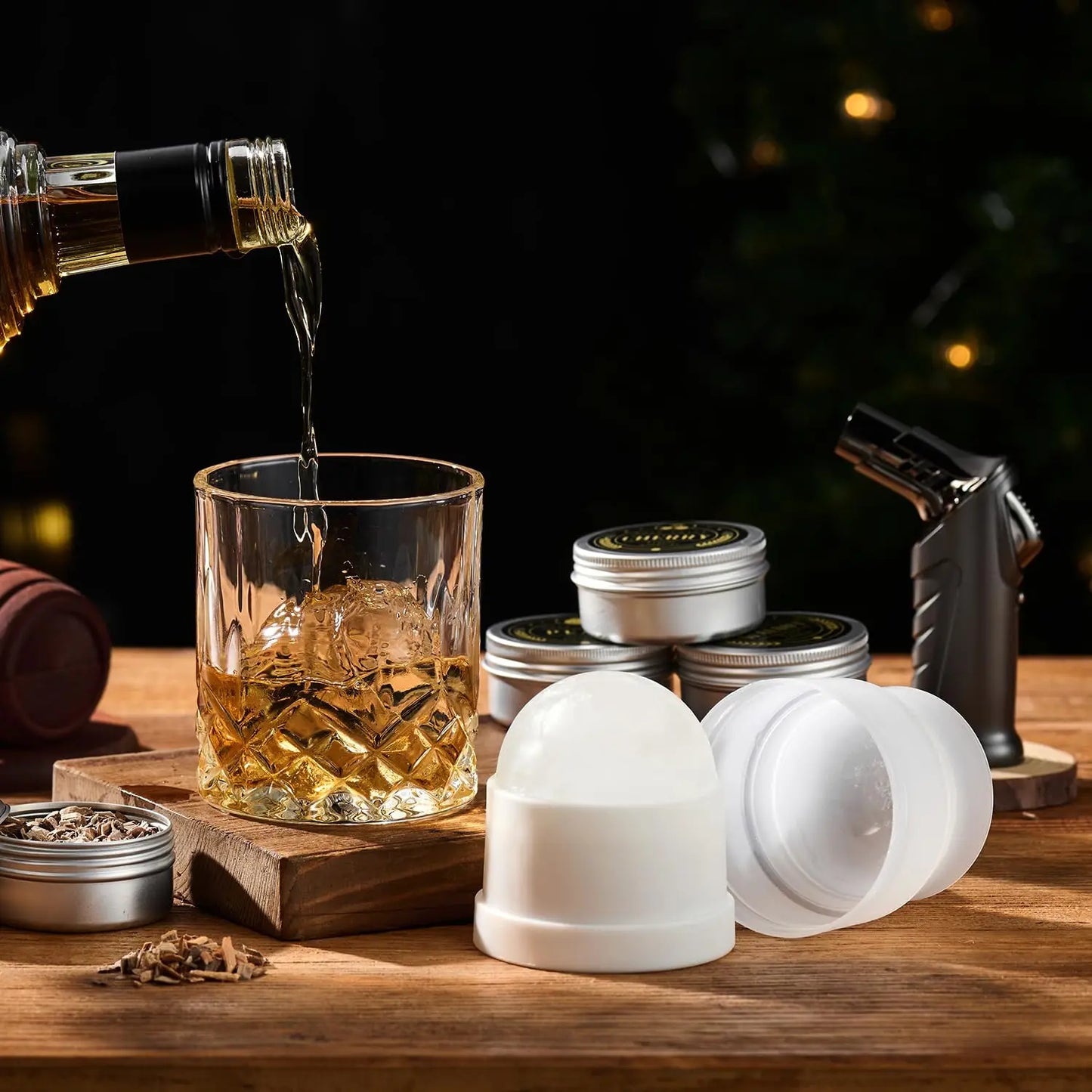 Big cocktail smoker set - Hållaren formad som en whiskytunna med 6 olika smaker med tillbehör